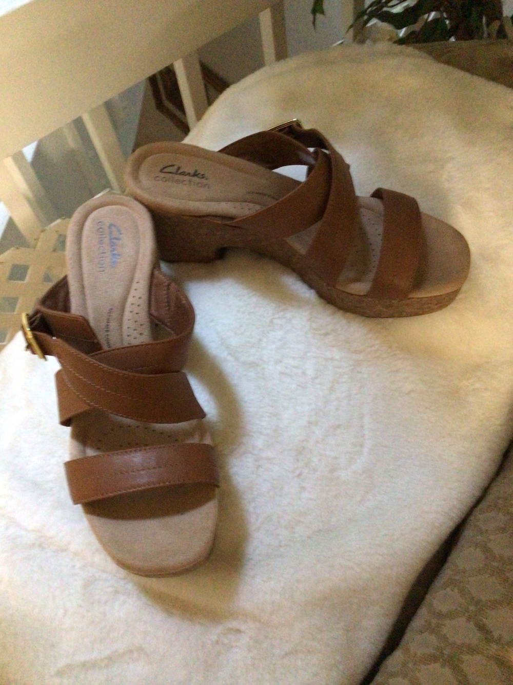Clarks Tan Brown Strappy Wedge Sandals NWT